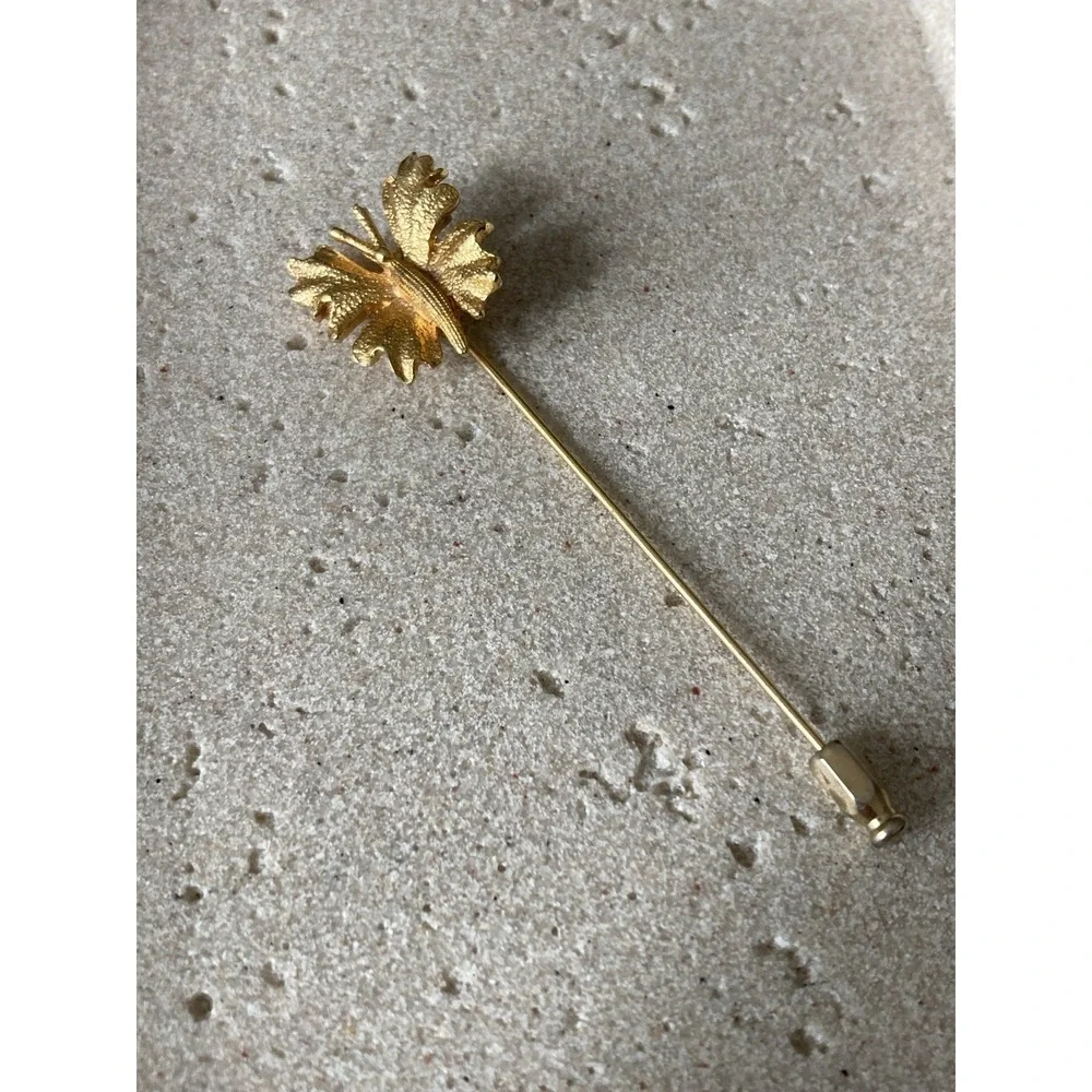 Gold Tone Butterfly Stick Pin Brooch Textured Vintage‎ Hat Or Scarf Lapel Pin